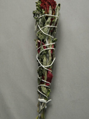 smudge stick salie, roos, wilde marjolein